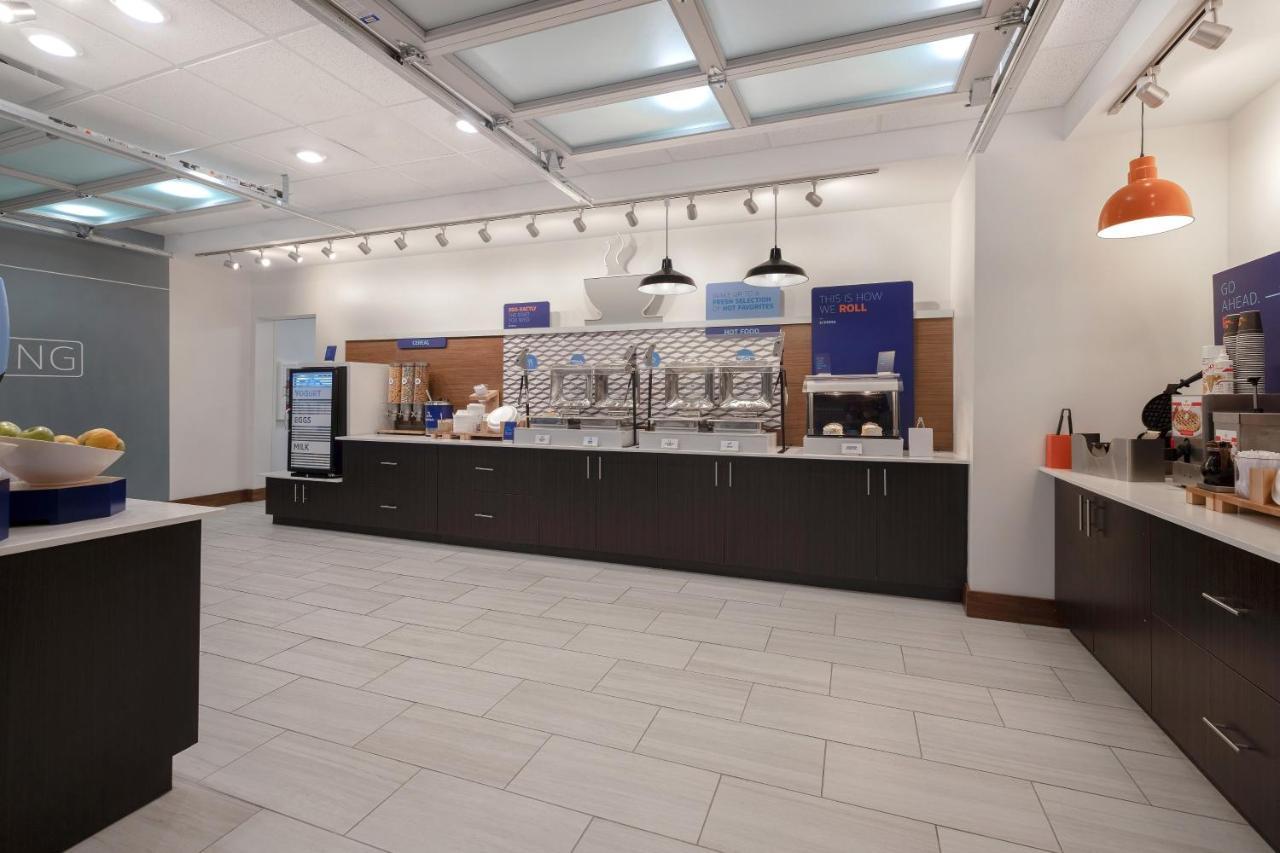 Holiday Inn Express & Suites - Grand Rapids South - Wyoming By Ihg Eksteriør bilde